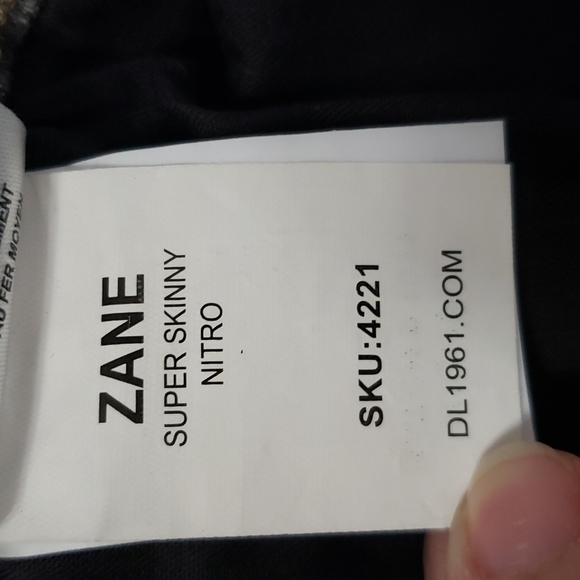 DL1961 Zane Super Skinny jeans in Nitro - Picture 8 of 8